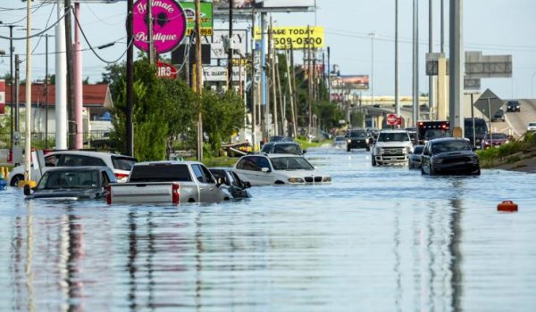 Texas investiga a CenterPoint tras una semana de apagones por el Beryl en Houston