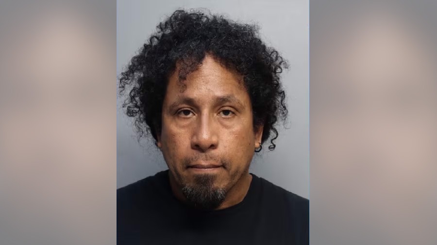El nicaragüense Francisco  Cruz Rodríguez se enfrenta a cargos de pornografía i y promoción de pornografía infantil. LA PRENSA/ Telemundo 51.