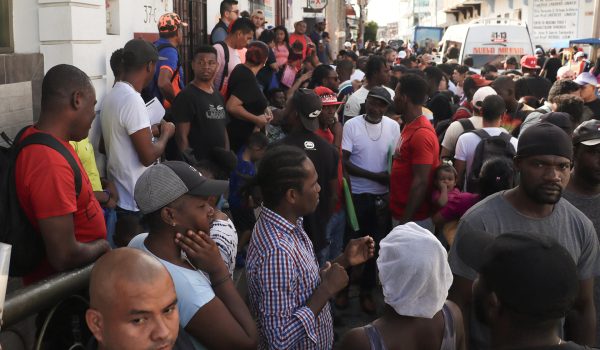 Muere menor y 8 migrantes resultan heridos por ataque armado en estado mexicano de Sonora