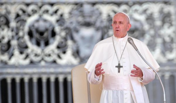 El papa asegura que rechazar a los migrantes es un «pecado grave»