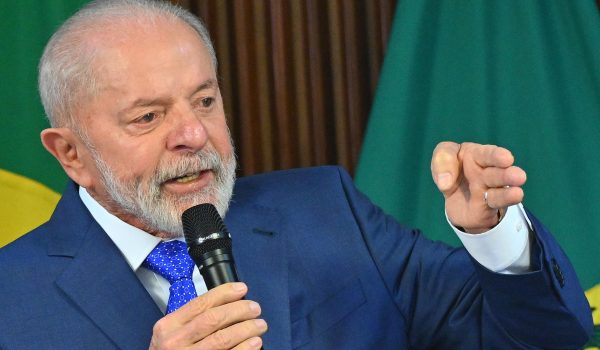 Lula: «Venezuela vive un régimen muy desagradable, con tendencia autoritaria»