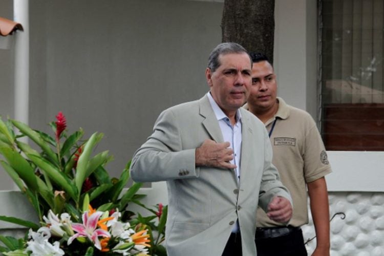 El exprocurador general de la república Hernán Estrada emitió la no objeción en la compra de la propiedad que Intupsa hizo al italiano Simón Pernechele, LA PRENSA/ARCHIVO