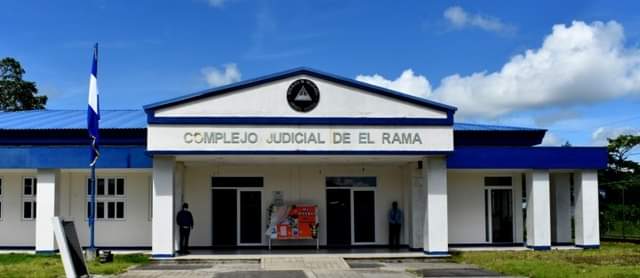 En los Juzgado de El Rama fue sentenciada a cadena perpetua una mujer. LA PRENSA/ CSJ. 