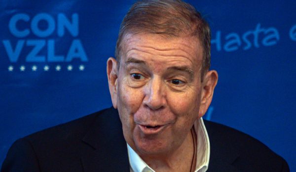 Fiscalía venezolana cita por segunda vez a González Urrutia por investigación en su contra