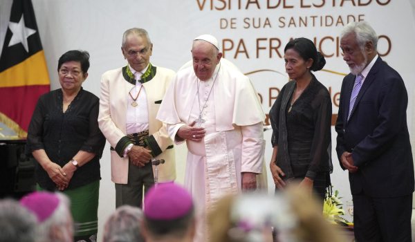 El papa llamó desde Timor Oriental a la «responsabilidad» para prevenir abusos a menores