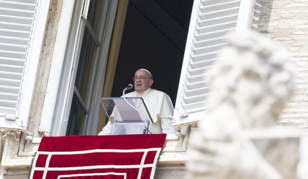 El papa, a sus casi 88 años, ante su viaje más largo y duro