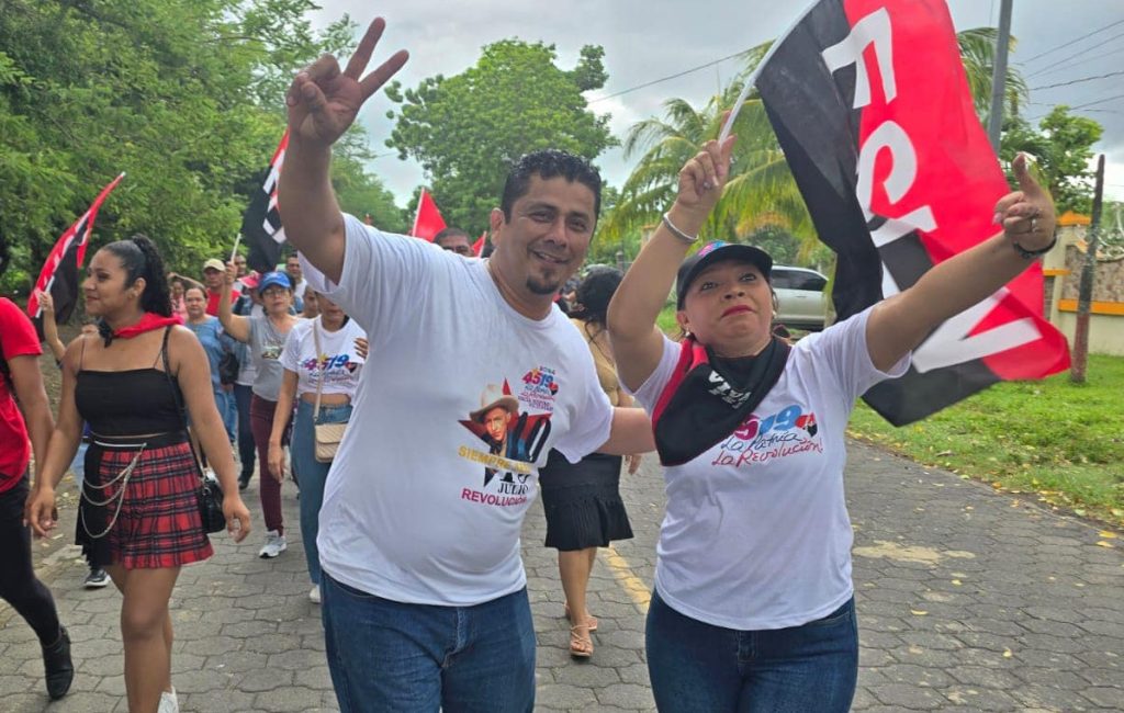 Raúl Dinarte y Xiomara Barahona, ambos destituidos de la alcaldía de Moyogalpa, Isla de Ometepe