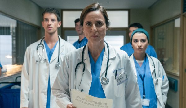 ‘Respira’, la nueva serie de Netflix que promete acelerarnos el pulso