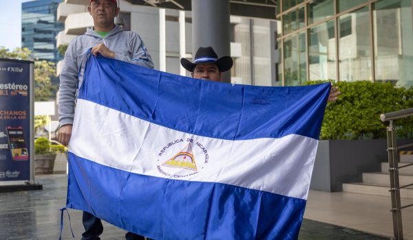 Excarcelados nicaragüenses en Guatemala piden poner fin «a la tiranía» en su país