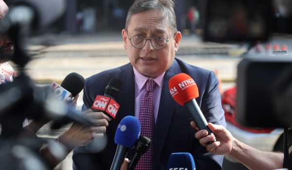 Defensa de González Urrutia denuncia violación al derecho a «la presunción de inocencia»