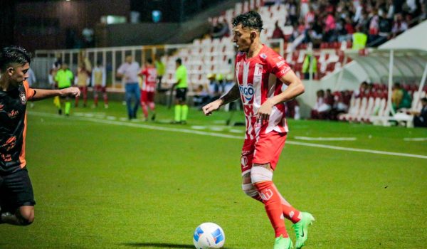 Dos golazos dan la victoria al Real Estelí y lo colocan con un pie en la semifinal de la Copa Centroamericana