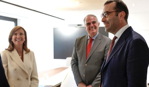  La presidenta del BCIE pide a España que sea su puerta de acceso a Europa