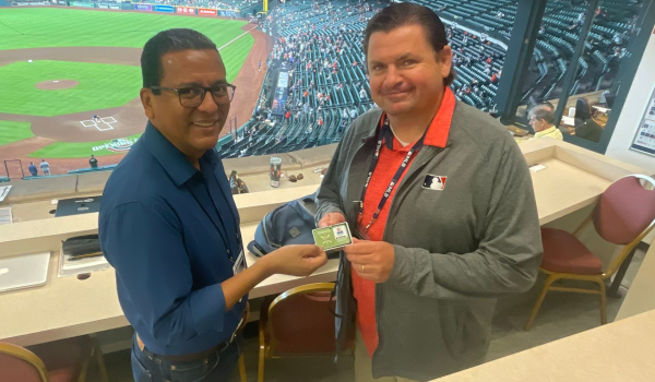 Edgard Rodríguez es incorporado a la Asociación de Escritores de Beisbol de Estados Unidos