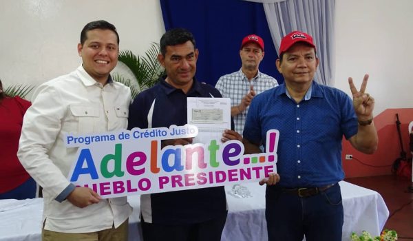 Ortega manda al desempleo a unos 2,500 servidores públicos y compacta Usura Cero y Adelante