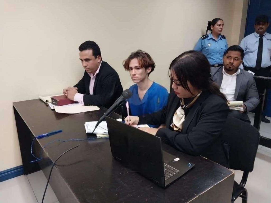 Carlos Humberto Sandoval Molina, conocido como "La Rubia" esperará juicio en prisión preventiva.. LA PRENSA/ Redes sociales-