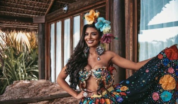 «Me siento muy orgullosa de representar a nuestro país y a su gente»: Geyssell García recibe la banda de Miss Universo Nicaragua