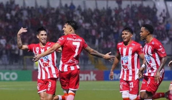 Futbolistas del Real Estelí figuran en el 11 ideal de los cuartos de final de la Copa Centroamericana