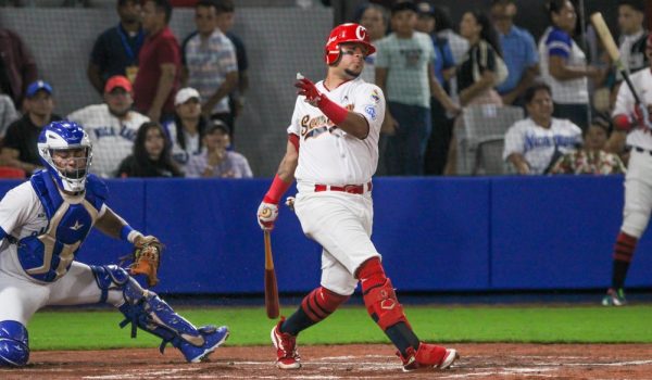 La Sub23 pierde ante los Senadores de Caracas en la inauguración del estadio en León