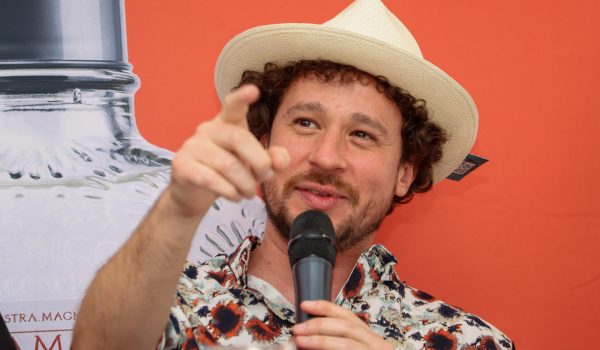 Retienen brevemente en Santo Domingo al youtuber Luisito Comunica por grabar en el metro