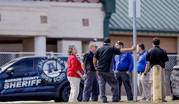 Un juez de EE.UU. acusa de asesinato al joven Colt Gray por el tiroteo escolar en Georgia