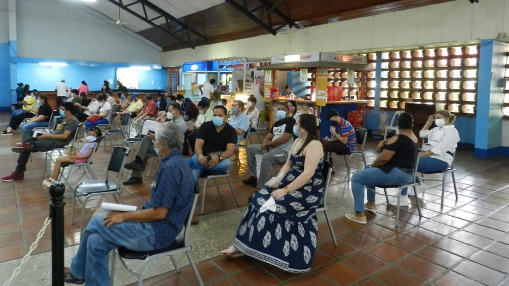 Migración de Nicaragua, emisión de pasaportes