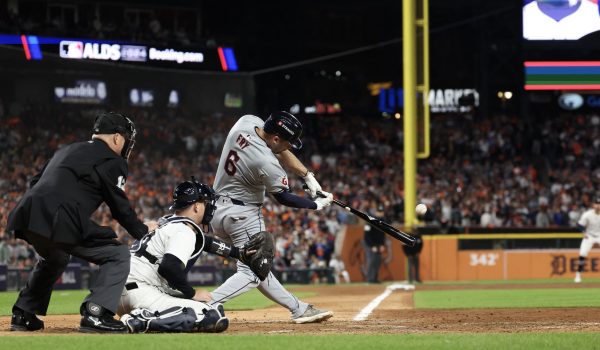 Cleveland resiste ante los Tigres y ha forzado un quinto y decisivo juego en su serie