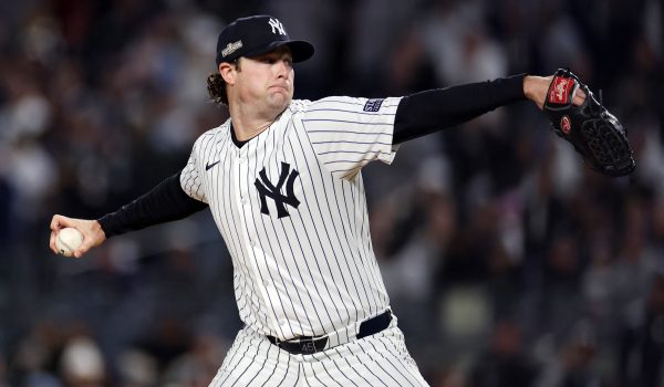Lanzador estrella de los Yanquis decide permanecer en el equipo del Bronx