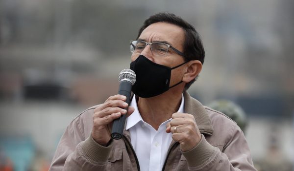 La Fiscalía de Perú pide 15 años de prisión para el expresidente Vizcarra por corrupción