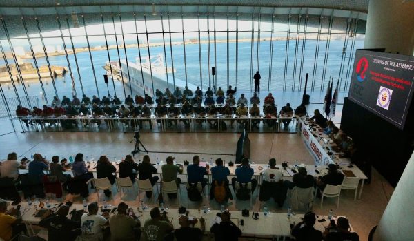 Estibadores y trabajadores portuarios europeos defienden un empleo estable y de calidad