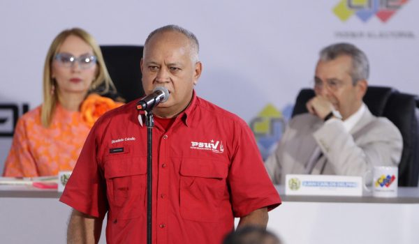 Al Gobierno venezolano no le «importa lo que diga» el Centro Carter, dice Diosdado Cabello