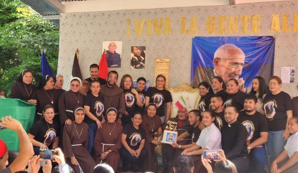 Fray Antonino Vaccaro celebra sus 100 años junto al pueblo de San Rafael del Norte, Jinotega