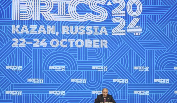 La cumbre de los BRICS demanda la paz en Gaza y Ucrania, pero aplaza la ampliación del grupo