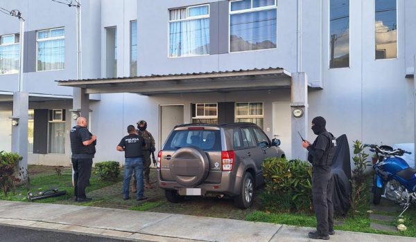 OIJ allana viviendas para detener a cuatro sospechosos del atentando contra el opositor Joao Maldonado