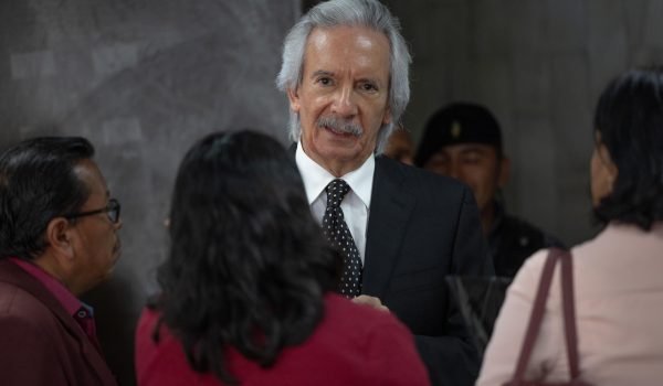 El periodista José Rubén Zamora obtiene arresto domiciliario tras más de 800 días en prisión