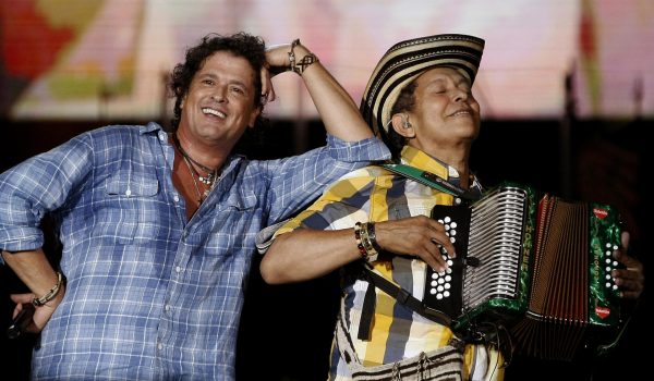 Muere el acordeonista Egidio Cuadrado, el inseparable compañero musical de Carlos Vives
