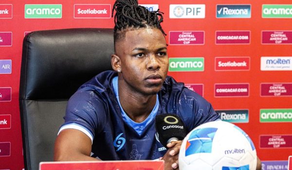 Evert Martínez durante un partido de la Copa Centroamericana