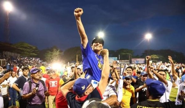 Los Tigres de Chinandega van tras la hazaña que ningún equipo ha podido realizar en el Pomares