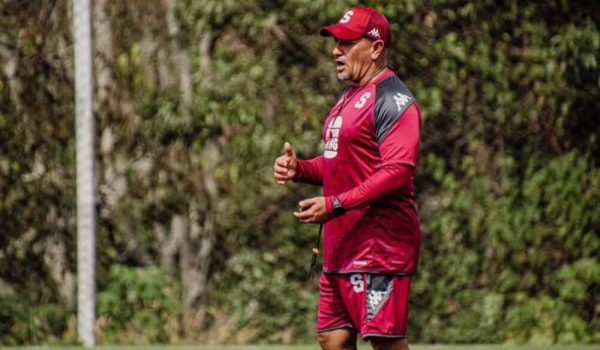 José Giacone logró con el Saprissa la tarea que quedó a deber en el Diriangén