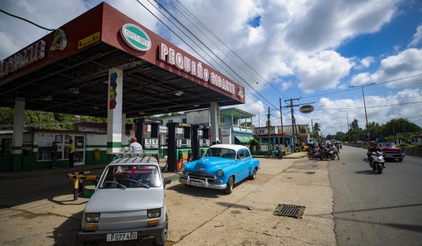 Cuba prevé apagones simultáneos en hasta el 35 % del país este lunes
