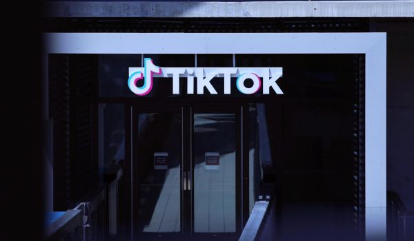 Texas demanda a TikTok por violar la privacidad de los usuarios menores de edad