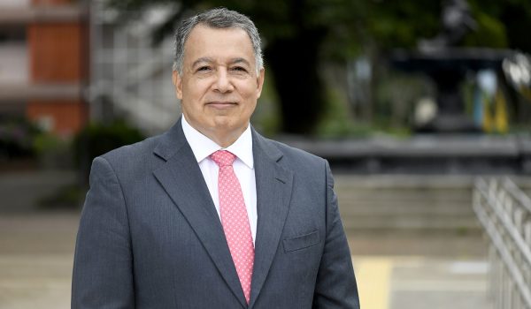 Alberto Cortés, el académico nicaragüense de gran trayectoria en la universidad más importante de Centroamérica
