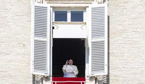 El papa crea 21 cardenales, entre ellos, de Argentina, Chile, Perú, Ecuador y Brasil