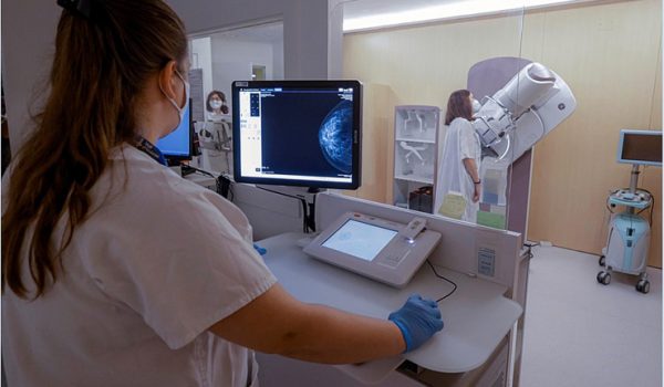 La inteligencia artificial, clave en la lucha contra el cáncer de mama en América Latina