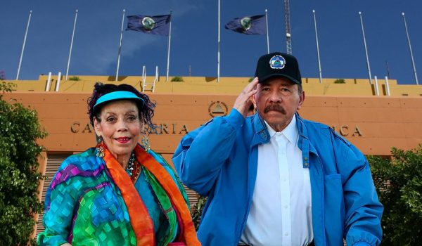 Los dictadores Daniel Ortega y Rosario Murillo. Foto: LA PRENSA