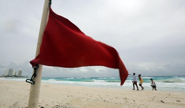 La tormenta tropical Sara se forma cerca del sureste de México y Centroamérica