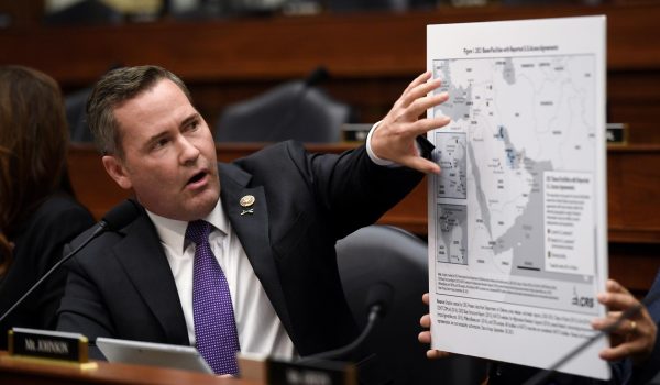 Trump elige al veterano de guerra Michael Waltz como su asesor de Seguridad Nacional