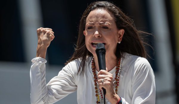 Machado dice que imputación en su contra muestra «debilidad» del Gobierno de Maduro