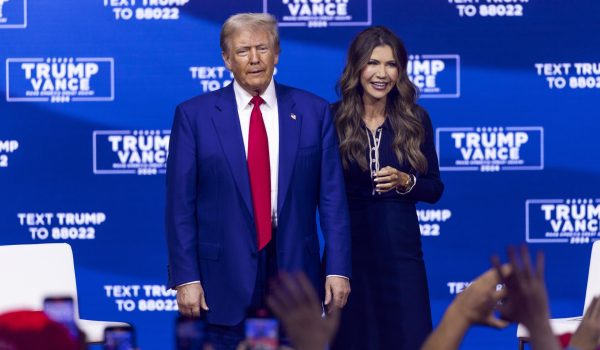 Trump elige a Kristi Noem como secretaria del Departamento de Seguridad Nacional de EE.UU.