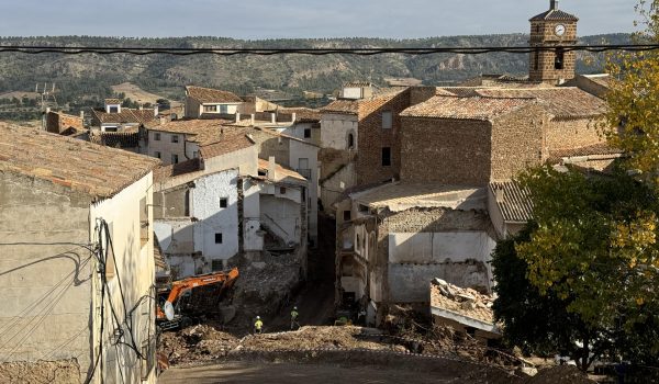 Hallan otros dos cuerpos de vecinos desaparecidos en el centro de España tras la riada
