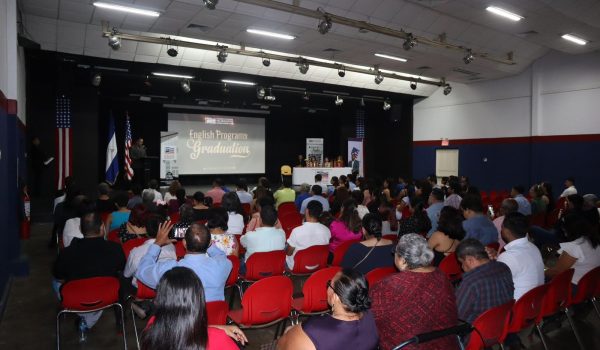 Abren becas del programa Access para estudiar inglés